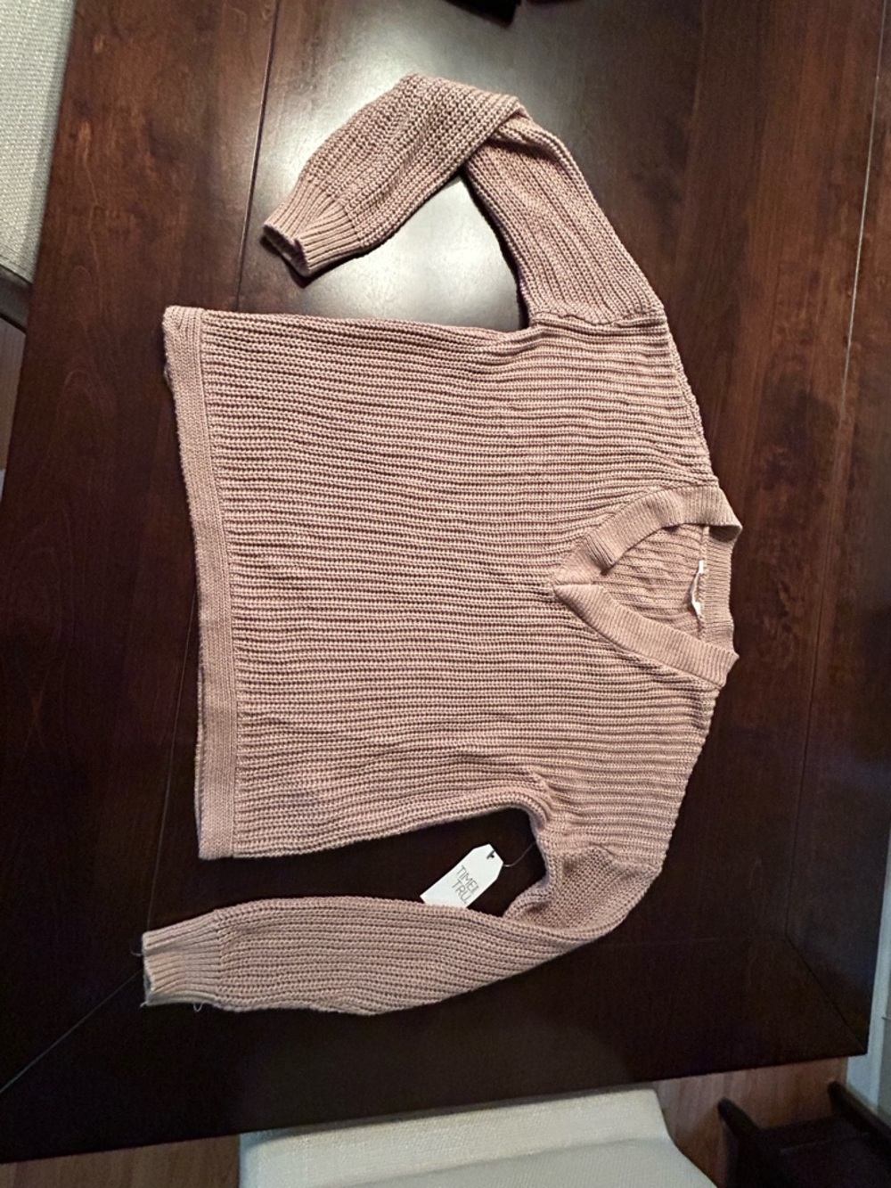 Time and Tru Women's V-Neck Ribbed Sweater in Dusty Rose